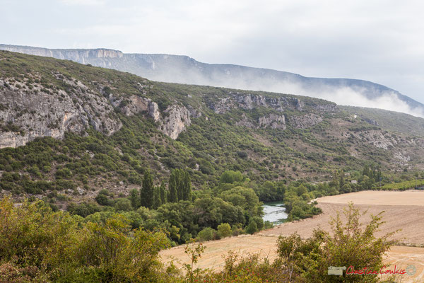 Extraction de pierre calcaire. En aval des Gorges de Lumbier, après le Pont du Diable, depuis la villa romaine / Canteras de piedra caliza. Aguas abajo de la Foz de Lumbier tras el Puente del Diablo, de la Roman villa