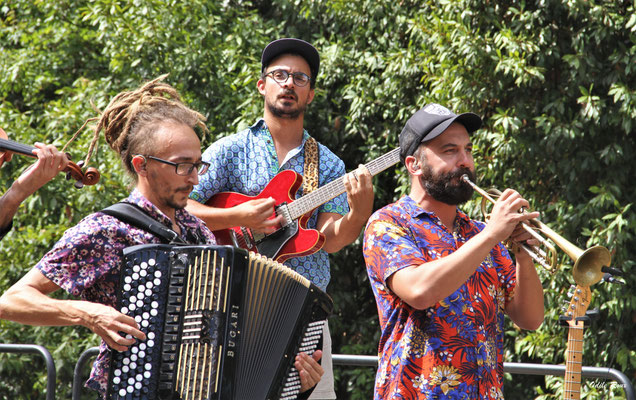 Concert d'Opsa Dehëli, Aérocampus / Château de Latresne. Dimanche 4 septembre 2022. Photographie © Odile Roux