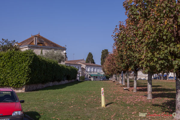 4 Avenue des côtes, Cénac, Gironde. 16/10/2017.