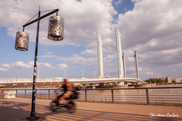f/22 1/15 sec 24 mm 200 ISO Vendredi 22 août 2025, Bordeaux. Photographie © Christian Coulais