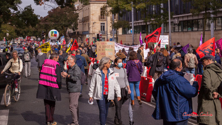 Manifestation intersyndicale, cours d'Albret, Bordeaux, mardi 5 octobre 2021. Photographie © Christian Coulais