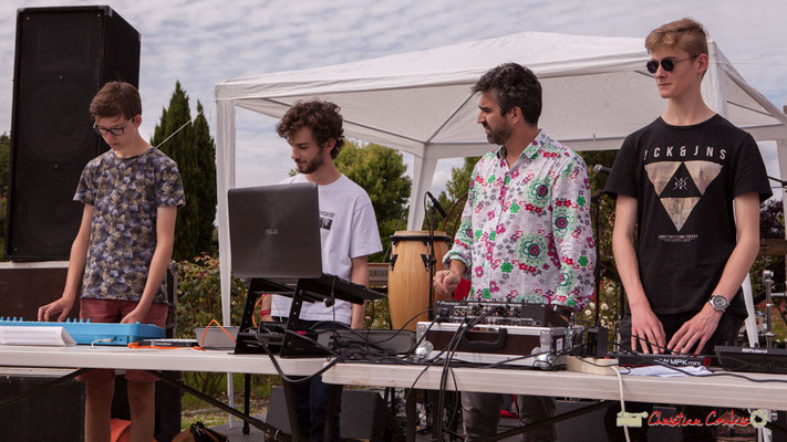 Thomas, Lucas, Franck Martin, animateur de l'Atelier Electro Jazz & Pierre-Léo, association AMAC. Festival JAZZ2018, Cénac. 08/06/2018