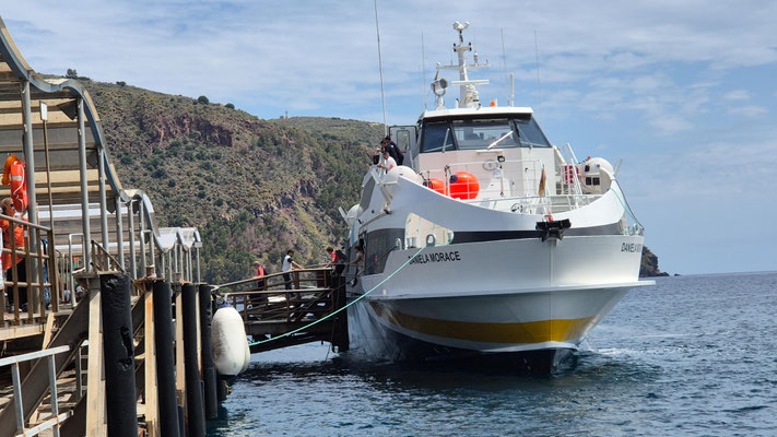 Fahrt von Milazzo mit dem Aliscafo nach Lipari
