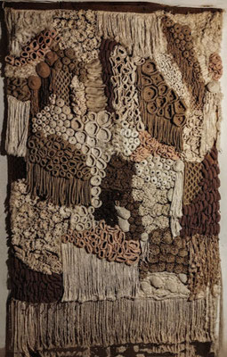 "Sinfonás del Alma" - Tejido Crochet con diferentes texturas- representando arrecife de corales