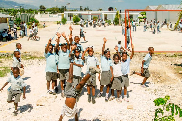 nph & du - gemeinsam stärker für bildung - "Wenn man die Welt verändern will, muss man bei den Kindern anfangen." - Gründervater Padre Wasson (1923-2006)