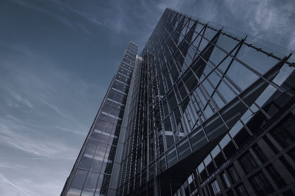 Architekturfotografie im urbanen Stil in Stuttgart von Paul Hillerich, Paul Jannes Photography