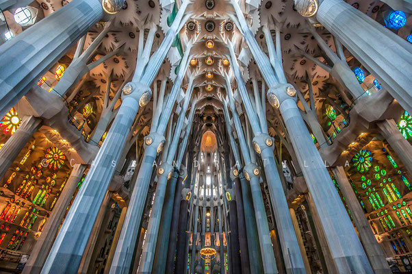 La Sagrada Familia, Antoni Gaudi's masterpiece. Just. Magnificent. 