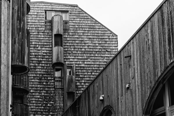 F 13 - 1/320 s - 400 iso