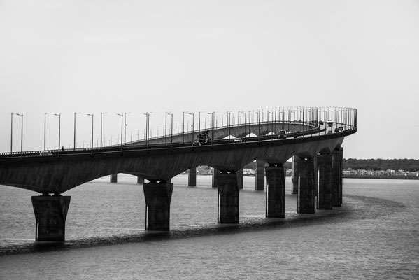 F 9 - 1/800 s - 400 iso