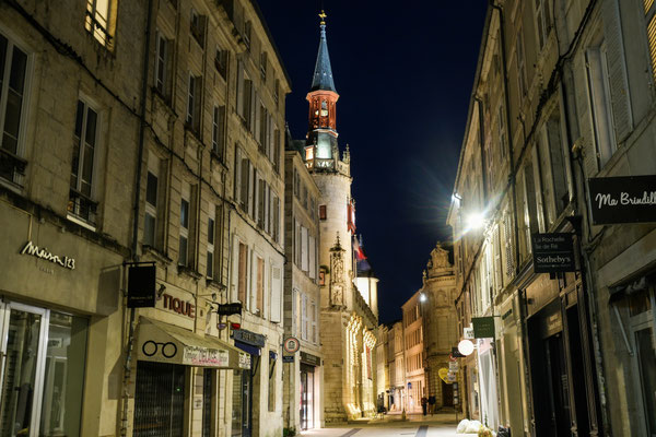 Monique / F 8 - 1,5 s - 800 iso