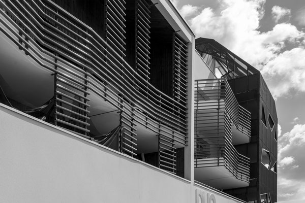 F 16 - 1/105 s 160 iso