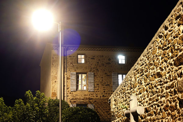 Pascal / F 5.1 - 1/8 s - 6 400 iso