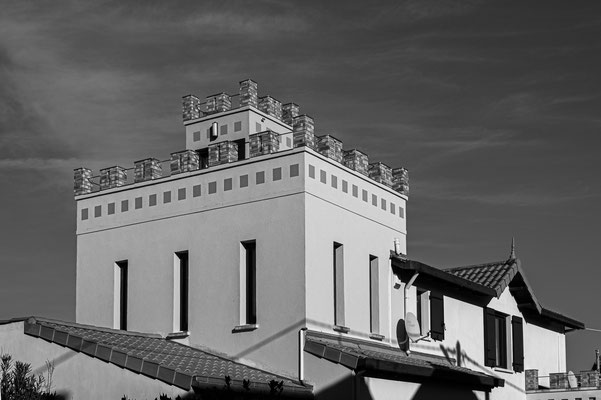 F 10 - 1/200 s - 100 iso