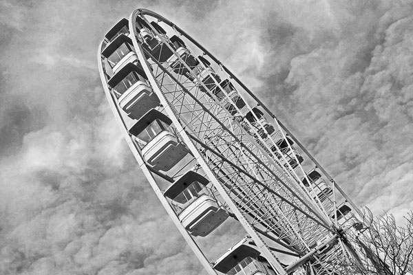 Françoise Bourgeois / F 8 - 1/1000 s - 400 iso