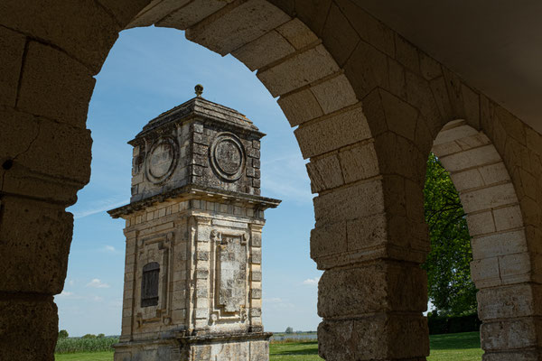 F 14 - 1/105 s - 125 iso