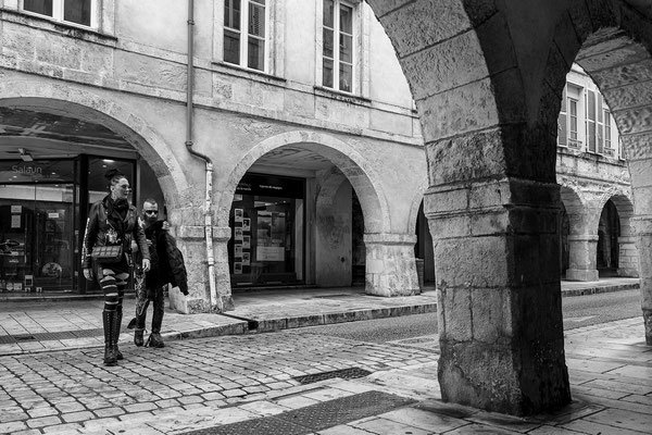 F 2.8 - 1/200 s - 200 iso
