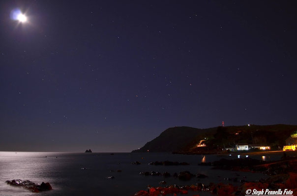 Pleine lune sur la plage de la Verne