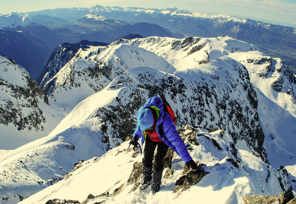 Massif de Belledonne (Alpes) en hiver 