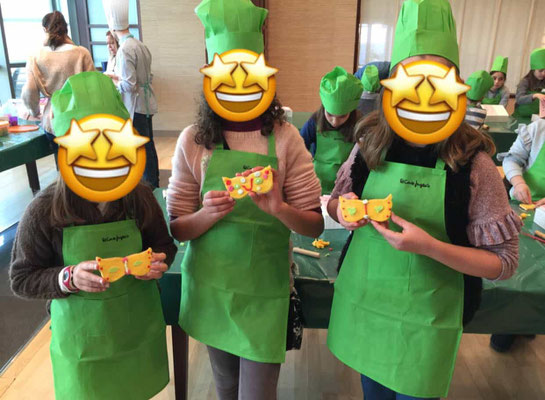 Taller repostería infantil en El Corte Inglés Cartagena, Murcia. Actividad de cocina con niños. Cursos minichef en Cartagena, Murcia. La dulce ilusión talleres de niños y niñas