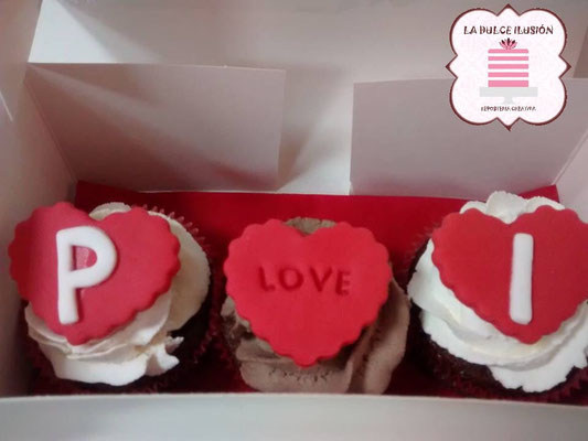 cupcakes de san valentin. cupcakes de enamorados en cartagena, murcia