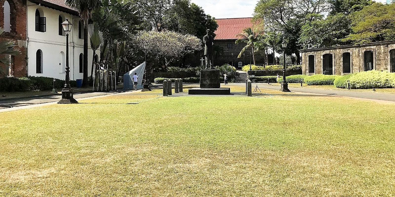 Plaza Armas and Statue of Dr. Jose Rizal