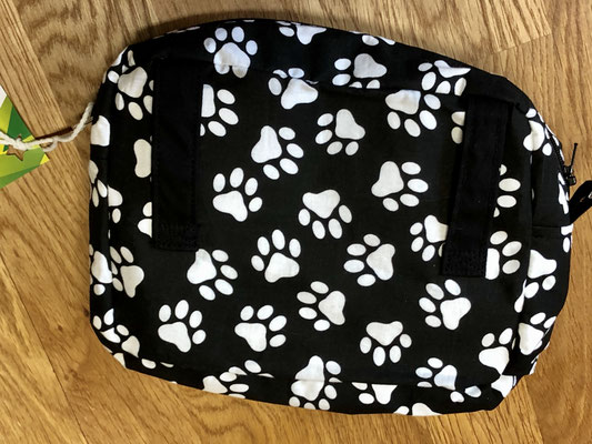Kleine Hüft oder Crossbodytasche mit Säckli-Spender verkauft