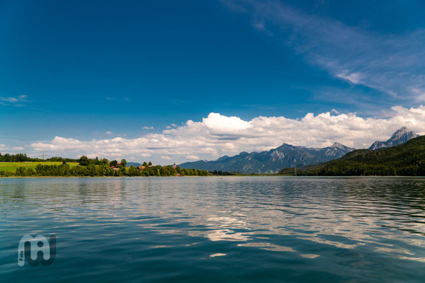 Weißensee mit Ammergauer Alpen