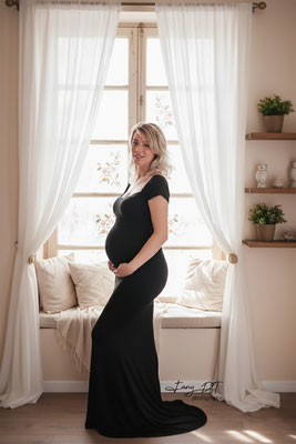 Séance photo bébé naissance maternité grossesse famille réalisée dans mon studio à Saint-André-de-l'Eure (27), proche d’Évreux et de Dreux
