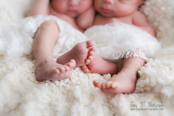 Séance photo bébé naissance maternité réalisée dans mon studio à Saint-André-de-l'Eure (27), proche d’Évreux et de Dreux