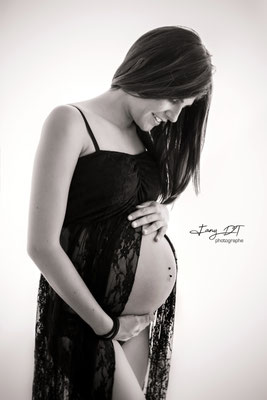 Séance photo bébé naissance maternité grossesse famille réalisée dans mon studio à Saint-André-de-l'Eure (27), proche d’Évreux et de Dreux