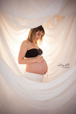 Séance photo bébé naissance maternité grossesse famille réalisée dans mon studio à Saint-André-de-l'Eure (27), proche d’Évreux et de Dreux