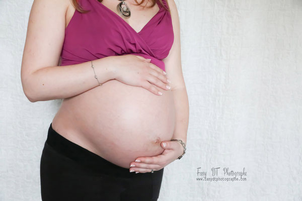 Séance photo bébé naissance maternité grossesse famille réalisée dans mon studio à Saint-André-de-l'Eure (27), proche d’Évreux et de Dreux
