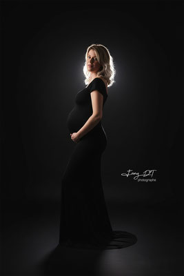 Séance photo bébé naissance maternité grossesse famille réalisée dans mon studio à Saint-André-de-l'Eure (27), proche d’Évreux et de Dreux