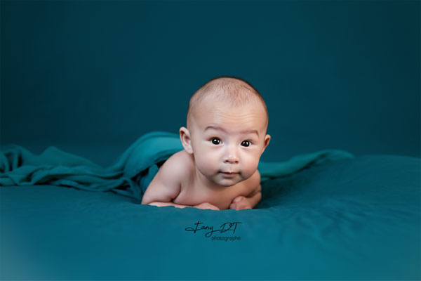 SSéance photo bébé naissance maternité réalisée dans mon studio à Saint-André-de-l'Eure (27), proche d’Évreux et de Dreux