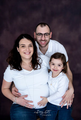 Séance photo bébé naissance maternité grossesse famille réalisée dans mon studio à Saint-André-de-l'Eure (27), proche d’Évreux et de Dreux