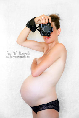 Séance photo bébé naissance maternité grossesse famille réalisée dans mon studio à Saint-André-de-l'Eure (27), proche d’Évreux et de Dreux