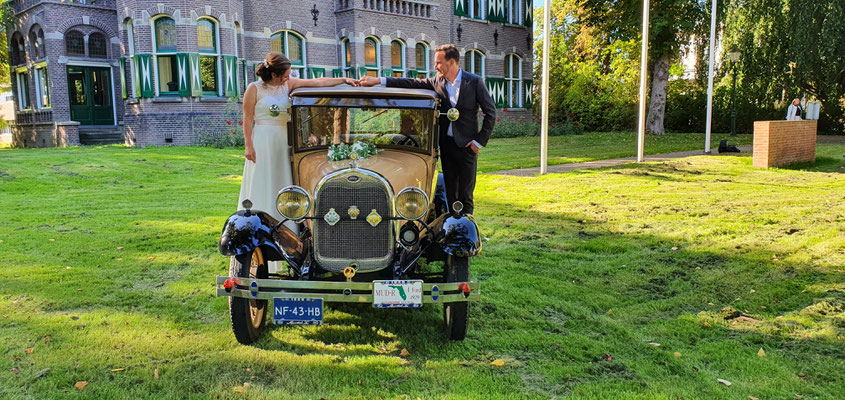 Oldtimer trouwauto