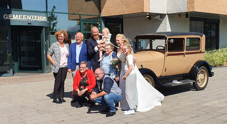 Huwelijk trouwauto