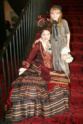 2007-04-27 The Phantom of the Opera's Anne Runolfsson with daughter Tess Adams, who is one of the actresses playingYoung Cosette in Les Miserables