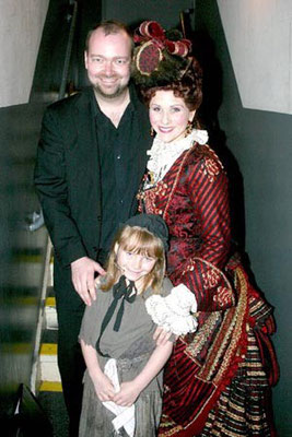 2007-04-25 Ray Fellman with Tess Adams of Les Miserables, and her mother, The Phantom of the Opera'sAnne Runolfsson