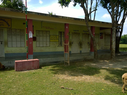 Außenbereich Kakrabunia Primary School