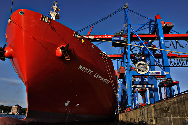 Hamburg, Container Schiff Entladung, Fotoograf Jürgen Müller Bargteheide /Stormarn