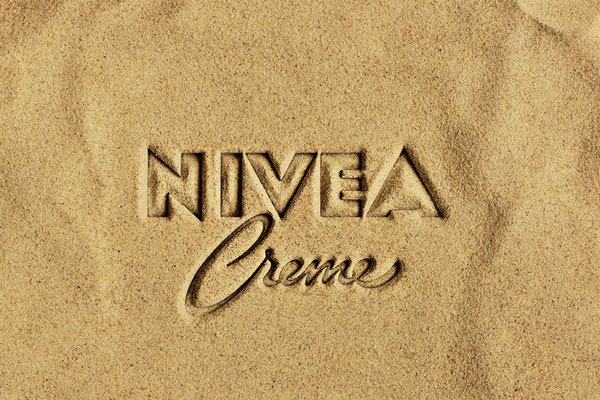 Künstlerisches Produktfoto für Nivea, Fotograf Jürgen Müller Bargteheide / Stormarn