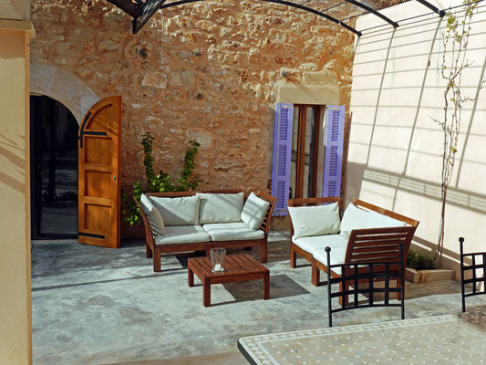 Sitzgruppe im geschützten Patio