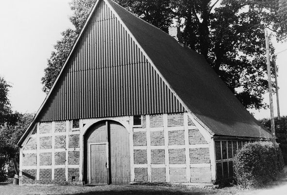 Fachwerkhaus vom Anbauern und Schuster Joh. Holst in Aspe, Am Eichenkamp 5. Aufnahme 1984