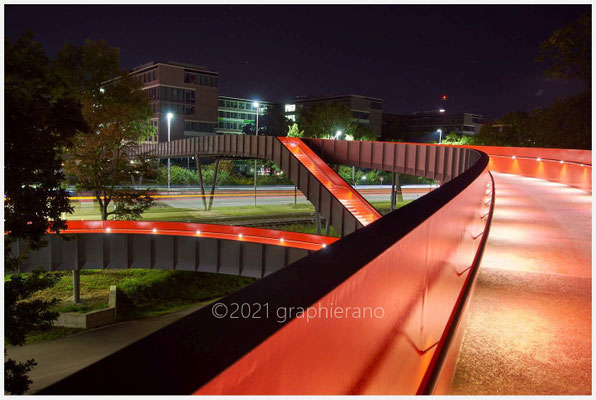 Darmstadt Brücke am Mozartturm Blaue Stunde