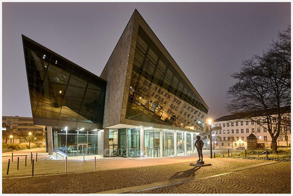 Darmstadt Darmstadtium bei Nacht