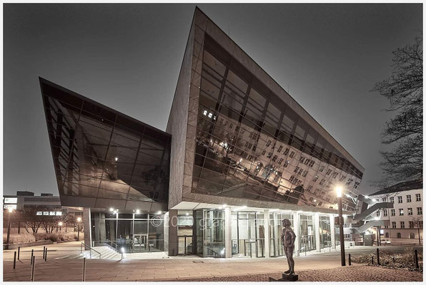 Darmstadt Darmstadtium bei Nacht