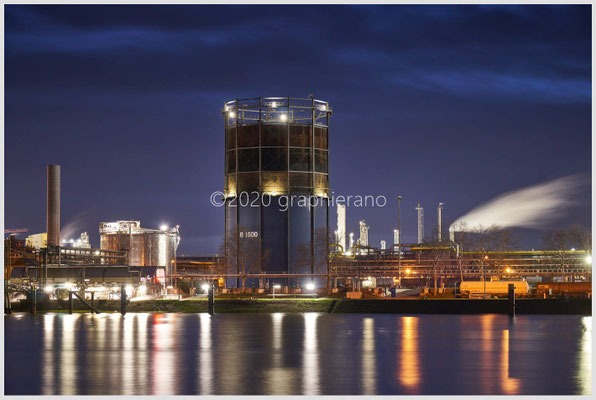 BASF Ludwigshafen Blaue Stunde