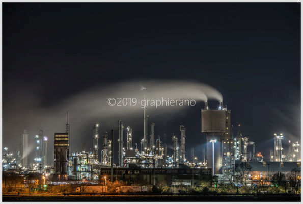 BASF Ludwigshafen bei Nacht